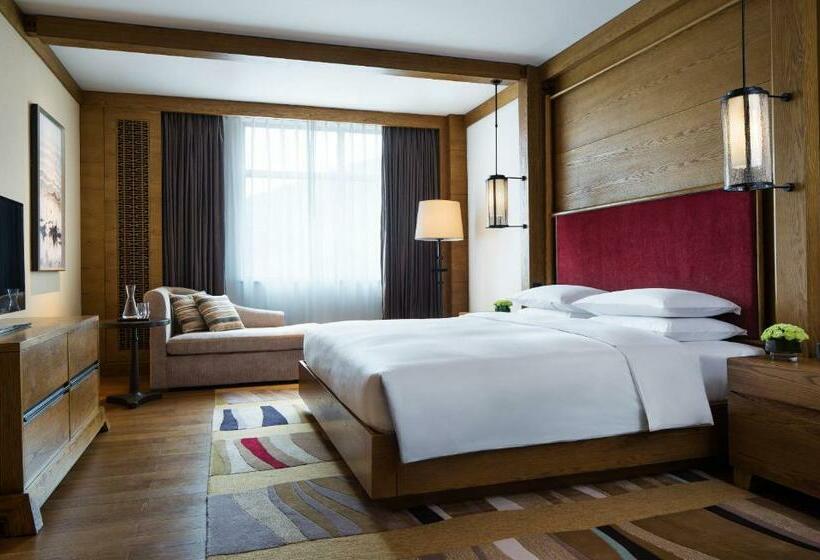 Номер Клуб Кровать Кинг, Hyatt Regency Changbaishan