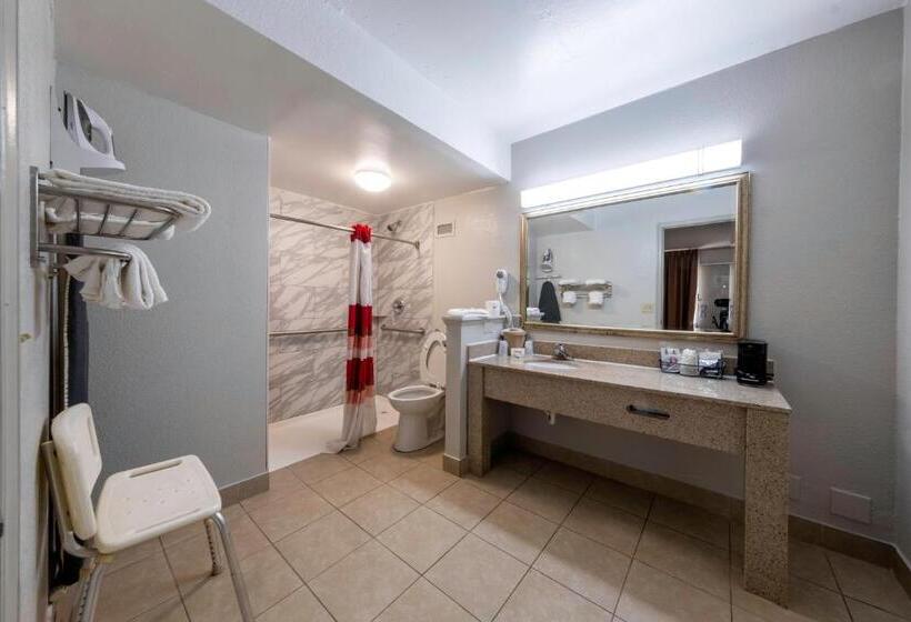 Номер Superior Адаптированный для Инвалидов, Red Roof Inn Charlottesville