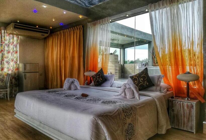 Пентхаус Люкс, Villa Thawthisa