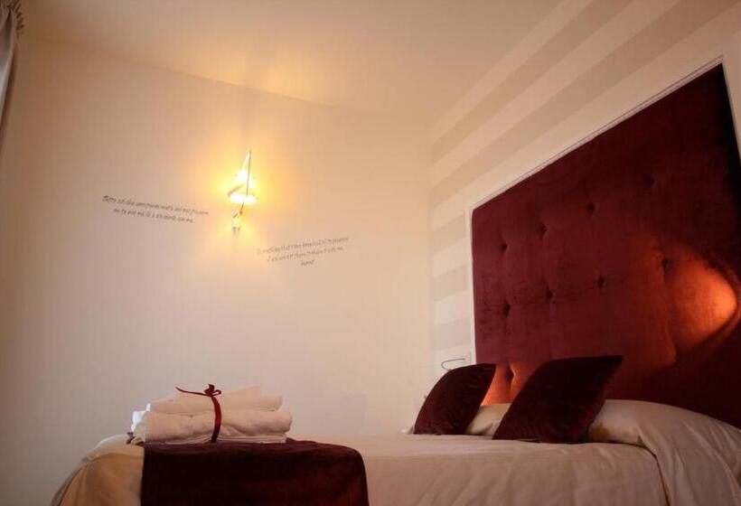 デラックスルーム, Boutique Villa Liberty   Dépendance   Borgo Capitano Collection   Albergo Diffuso