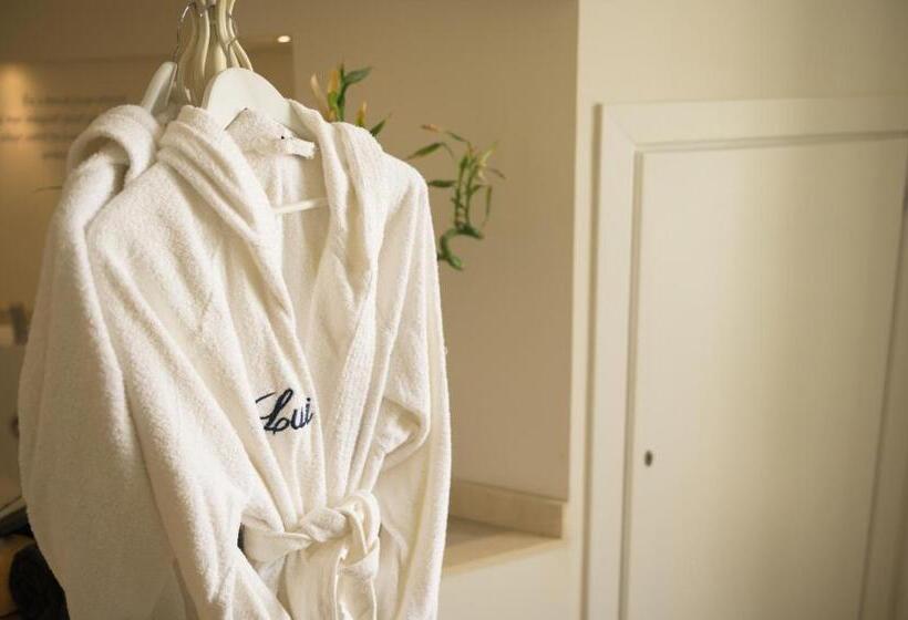 ハイドロマッサージバス付きスイート, Boutique Villa Liberty   Dépendance   Borgo Capitano Collection   Albergo Diffuso