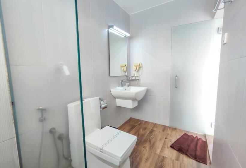 Трехместный Номер Deluxe, Elephant Park   New Deal! Half Off Airport Pickups Available