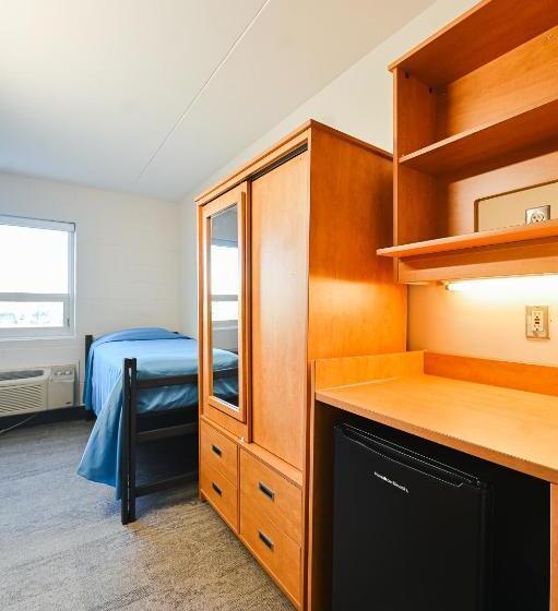 スタンダードルーム, Backpacker College At St Lawrence University