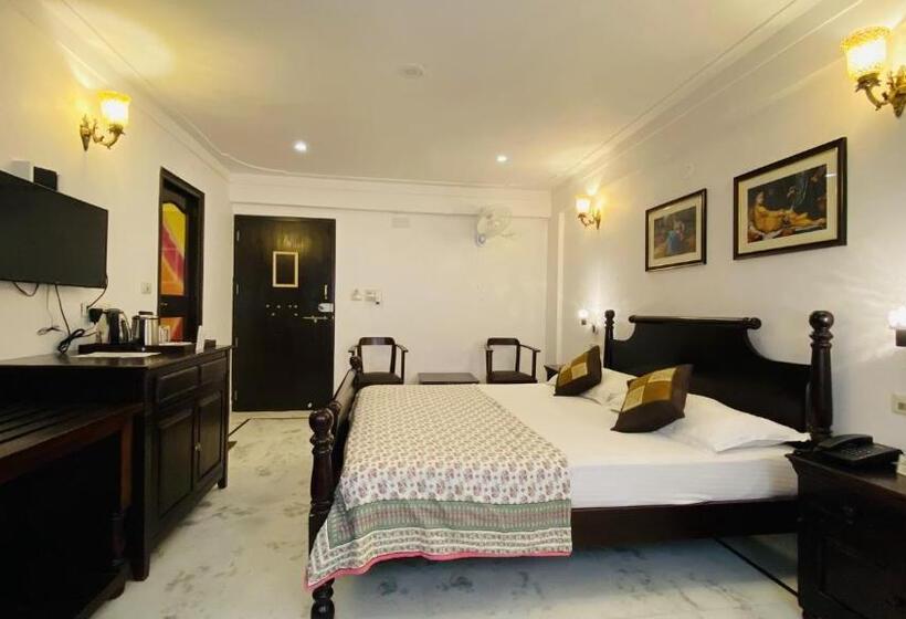 Quarto Deluxe, Kotra Haveli A Boutique Hotel By Lake Pichola