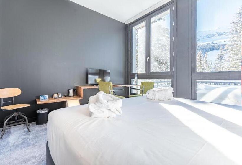 Номер Клуб, Totem, Friendly Hotel & Spa