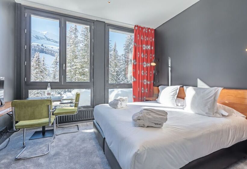Номер Клуб, Totem, Friendly Hotel & Spa