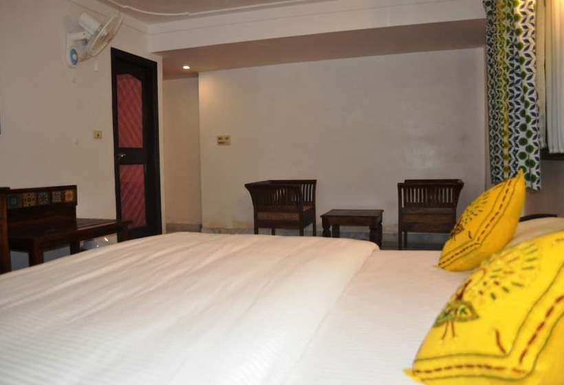 Quarto Deluxe, Kotra Haveli A Boutique Hotel By Lake Pichola