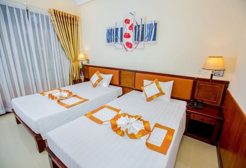 اتاق سوپریور با چشم‌انداز باغ, Vung Tau Intourco Resort