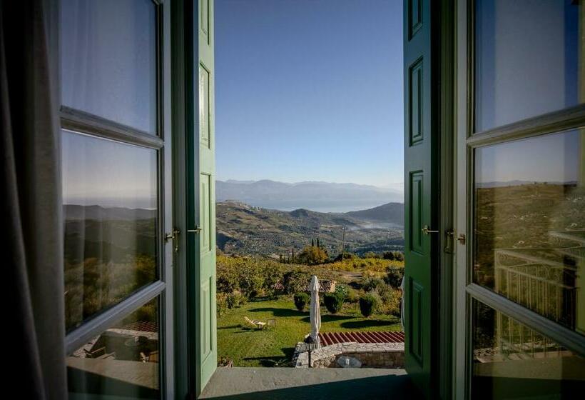 Номер Стандарт, Gerofotis Traditional Guesthouse Est 1892   Close To Aigio, Akoli, Selianitika