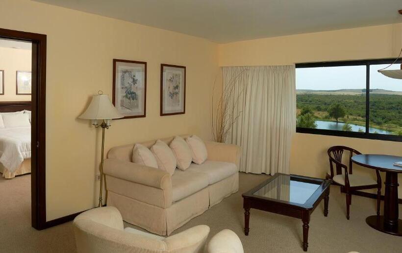 스위트 킹사이즈 침대, Arapey Thermal All Inclusive Resort & Spa