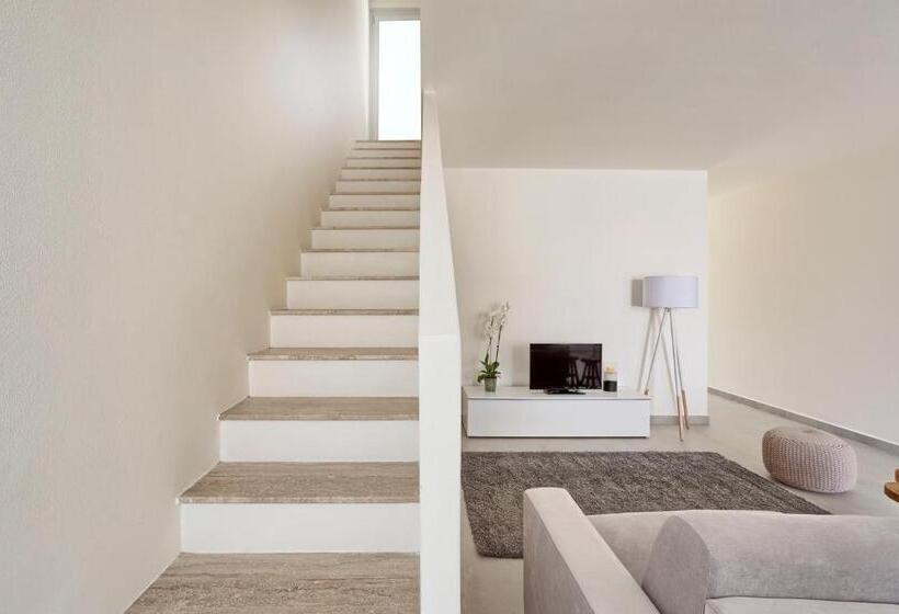 Вилла Deluxe 2 Спальни, Calasetta Residence