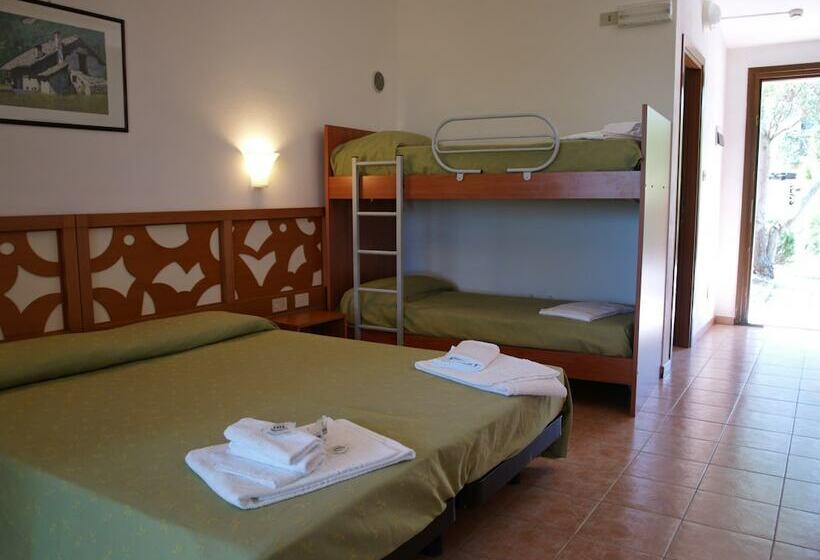 スタンダード４人部屋, Club Esse Gallura