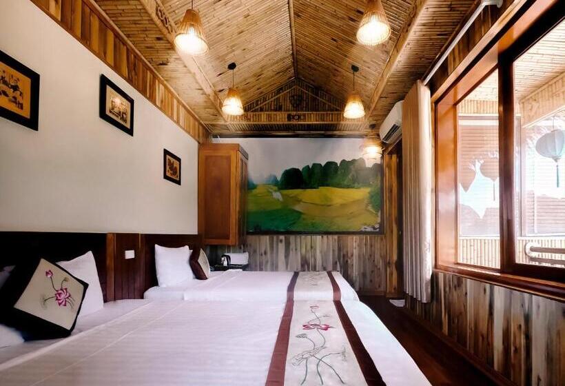اتاق خانوادگی, Mua Caves Ecolodge