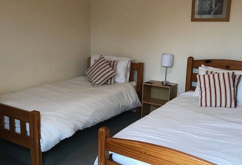 Номер Стандарт, The Star Inn