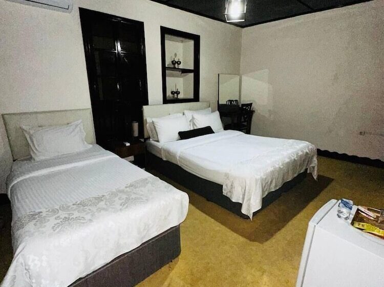 اتاق استاندارد سه نفره, Dostlar Konagi Butik Otel