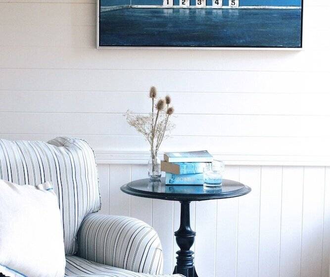 스위트, Bangalow Guesthouse