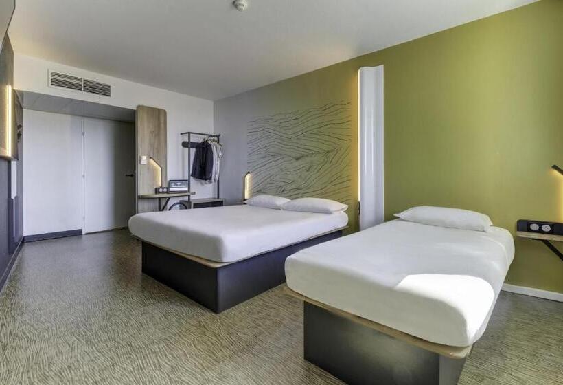 Номер Стандарт Трехместный, B&b Hotel Marseille Prado Vélodrome