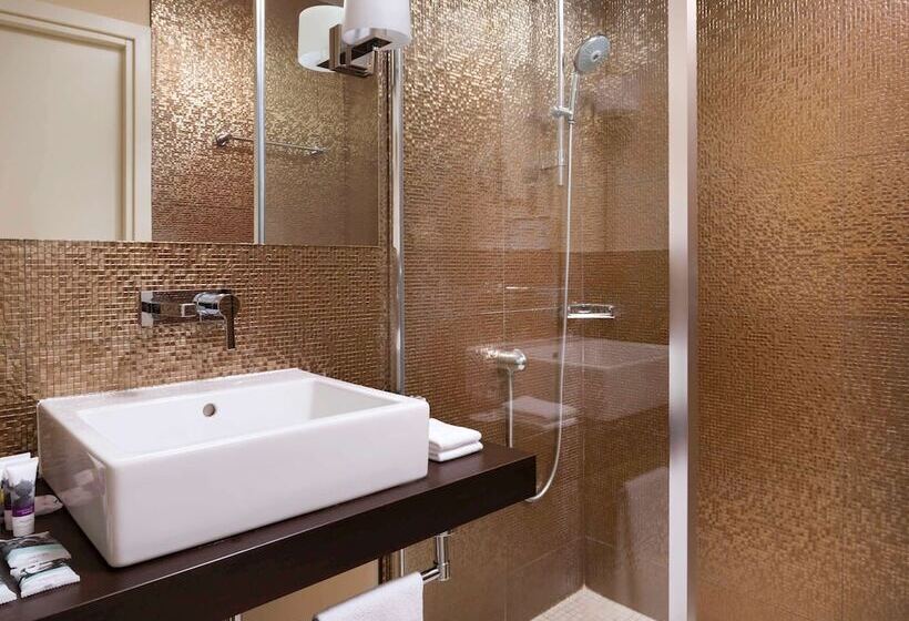 Классический Номер, Mercure Moscow Paveletskaya