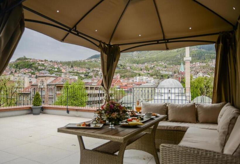 اتاق لوکس با بالکن, President Sarajevo