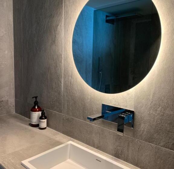 اتاق استاندارد با چشم‌انداز دریا, Sang Sang & Private Sang Sang Pool Villa