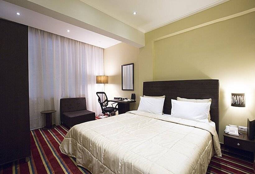 اتاق استاندارد, The J Hotel & Spa