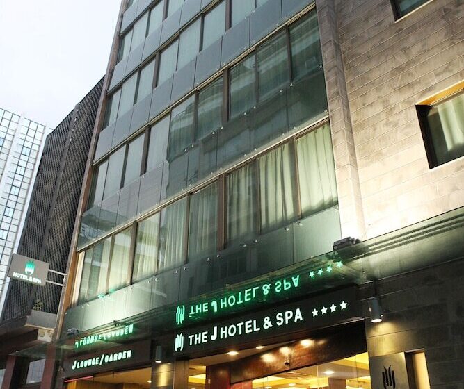 اتاق پریمیوم با بالکن, The J Hotel & Spa
