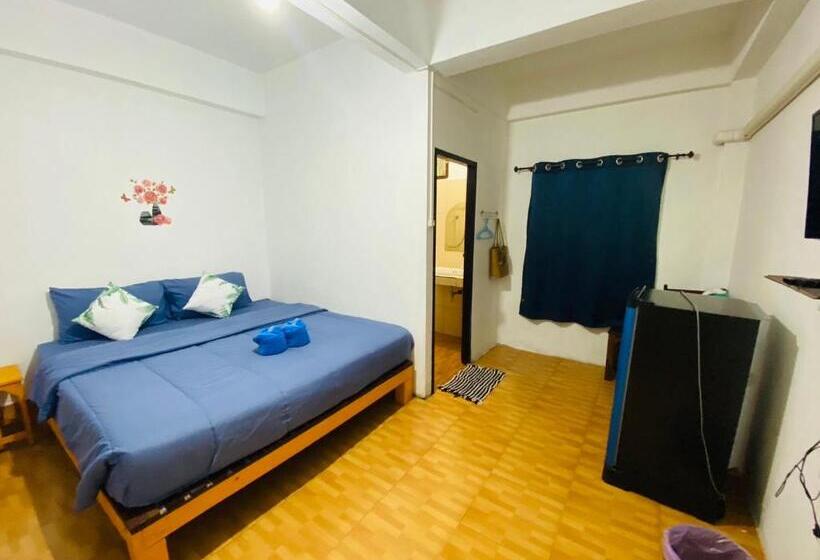 Номер Стандарт, Miss Hong House