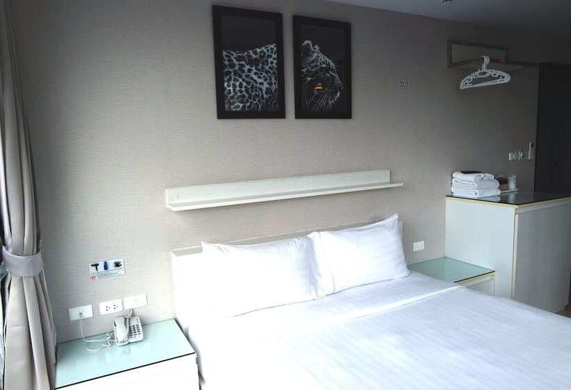 Номер Стандарт, Serenotel Pattaya