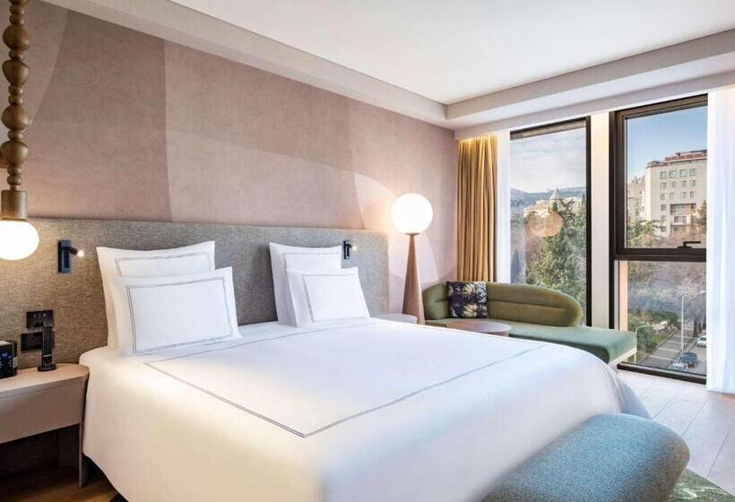 스위트, Swissôtel Tbilisi