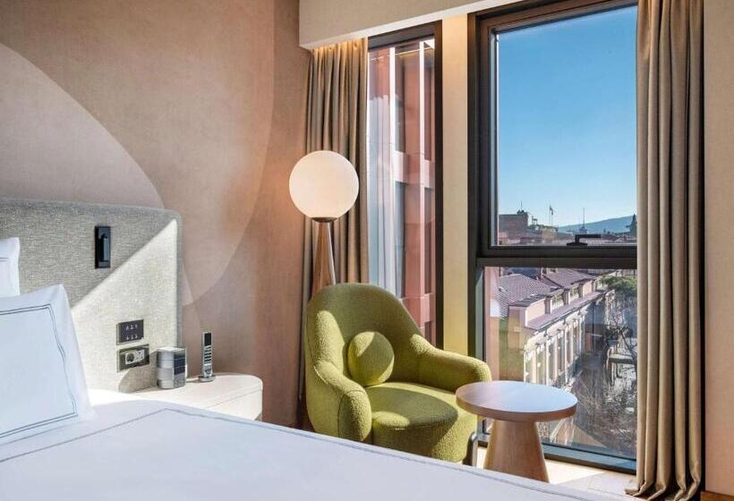비즈니스룸, Swissôtel Tbilisi