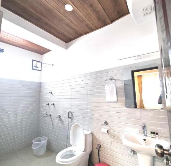 标准间带阳台, Maplewood Hotel & Spa