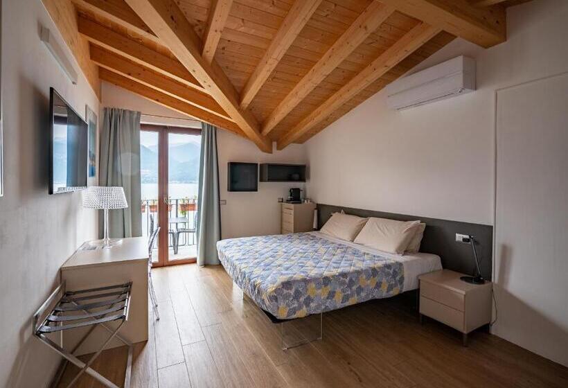 Номер Стандарт Вид на Озеро, Foresteria Lago Di Como
