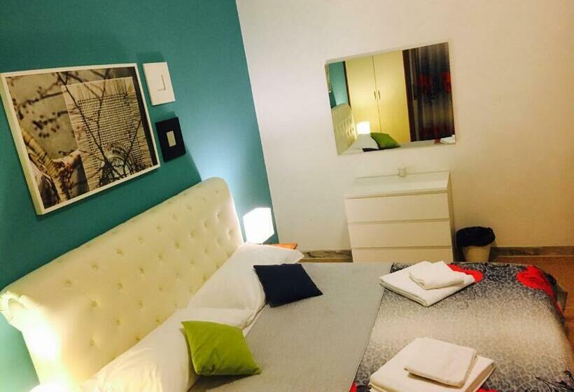 اتاق لوکس با بالکن, Pearl Pisa Guest House