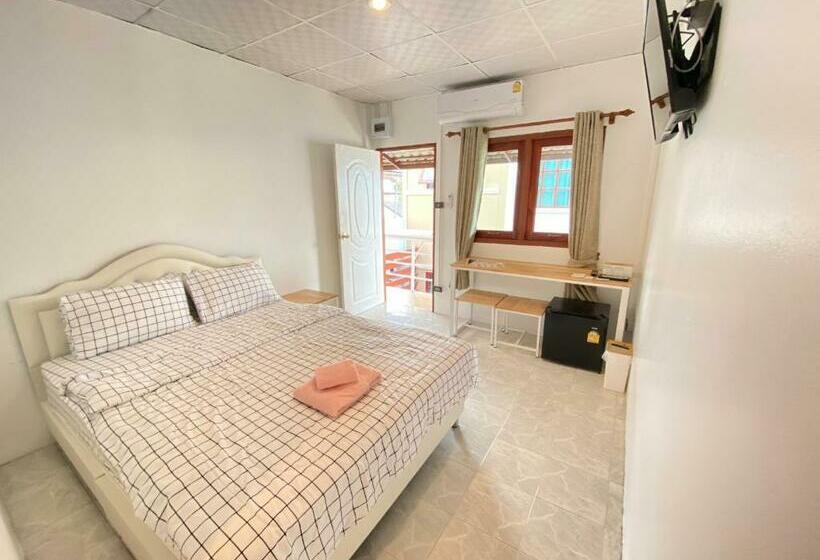 Номер Стандарт, Baan Hall Hostel