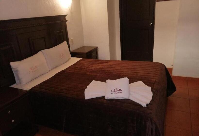Quarto Estandar, Colonial