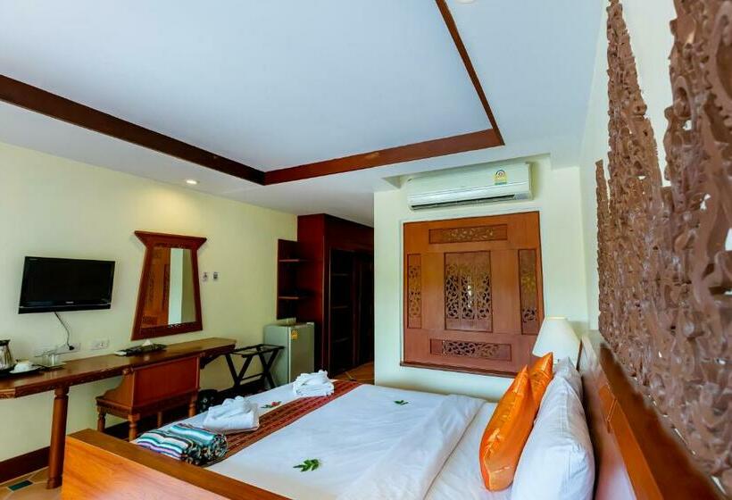 Номер Стандарт Вид на Бассейн, Ao Nang Bay Resort