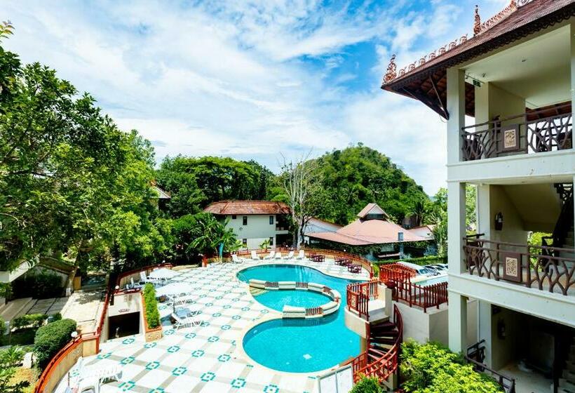 Номер Стандарт Вид на Бассейн, Ao Nang Bay Resort