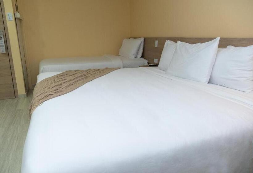 디럭스 룸 킹사이즈 침대, Novo Hotel Boutique