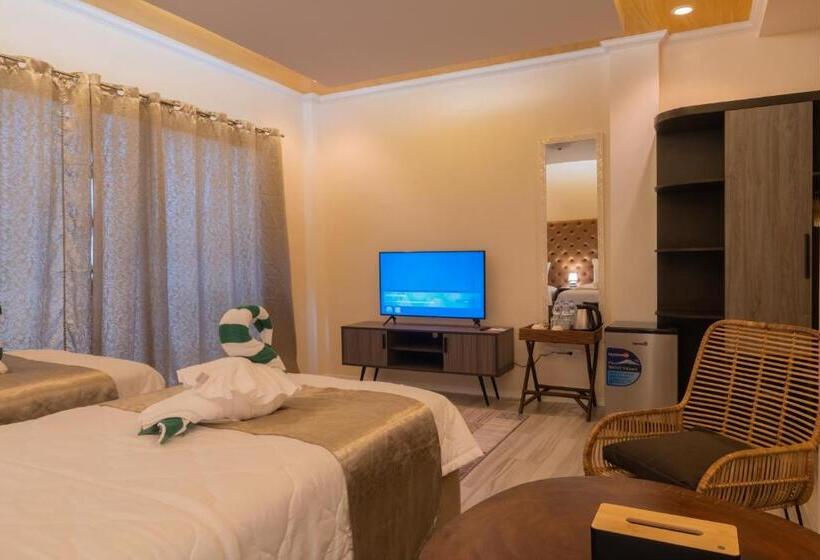 اتاق استاندارد با چشم‌انداز استخر, The Mayana Resort