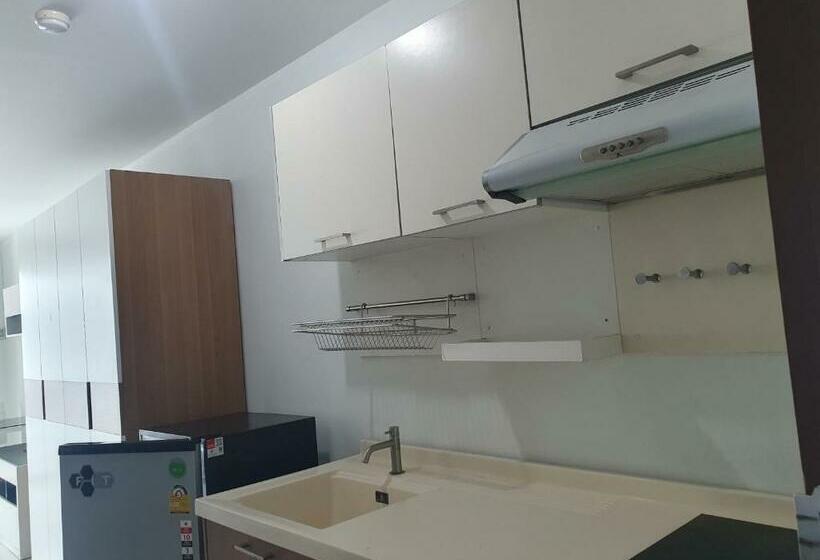 Номер Стандарт, Neo2 Condo Jomtrin Beach