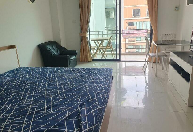 Номер Стандарт, Neo2 Condo Jomtrin Beach