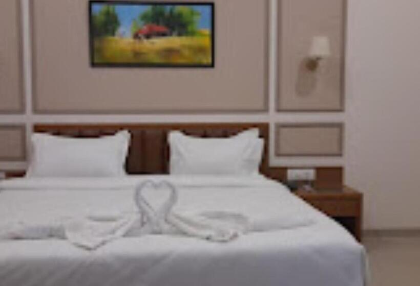 Номер Стандарт, Baba Resort Nandurbar