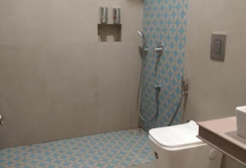 Номер Стандарт, Baba Resort Nandurbar