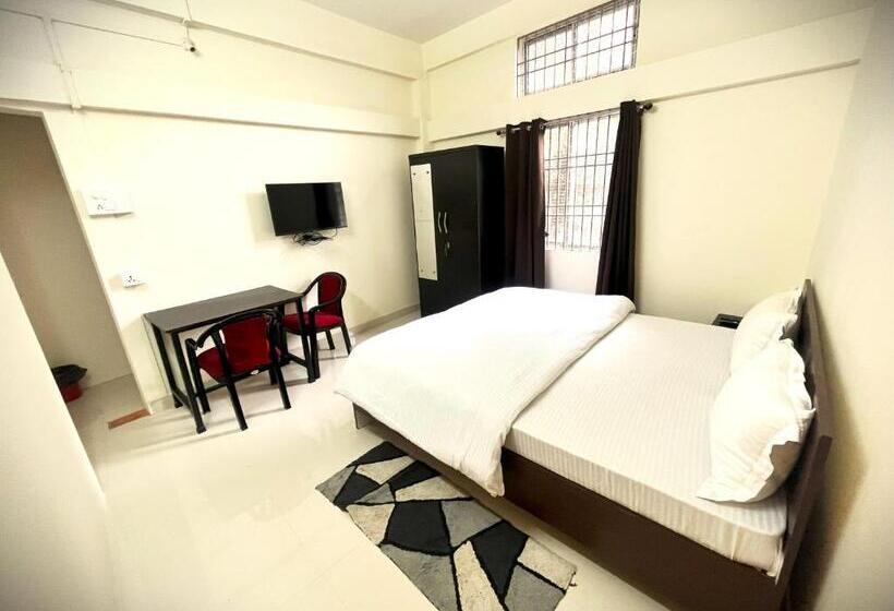 豪华房间, Queen S Residency