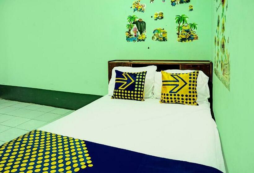Номер Economy, Spot On 92400 Dhaha Penginapan House Syariah