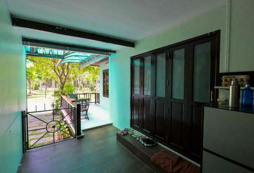 스탠다드 발코니 룸, Poowadee Resort