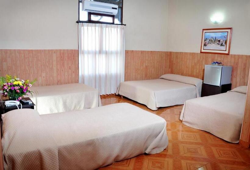 스탠다드 트리플 룸, Bahia Blanca