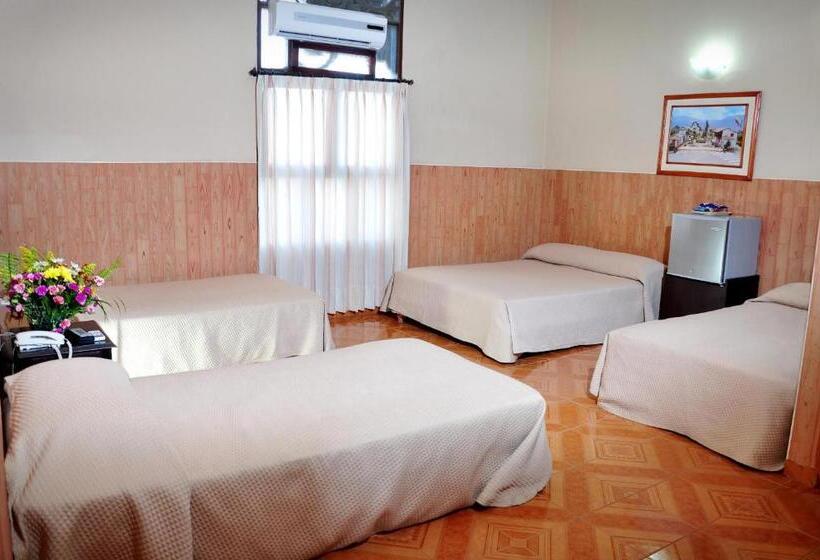 4인용 스탠다드 룸, Bahia Blanca