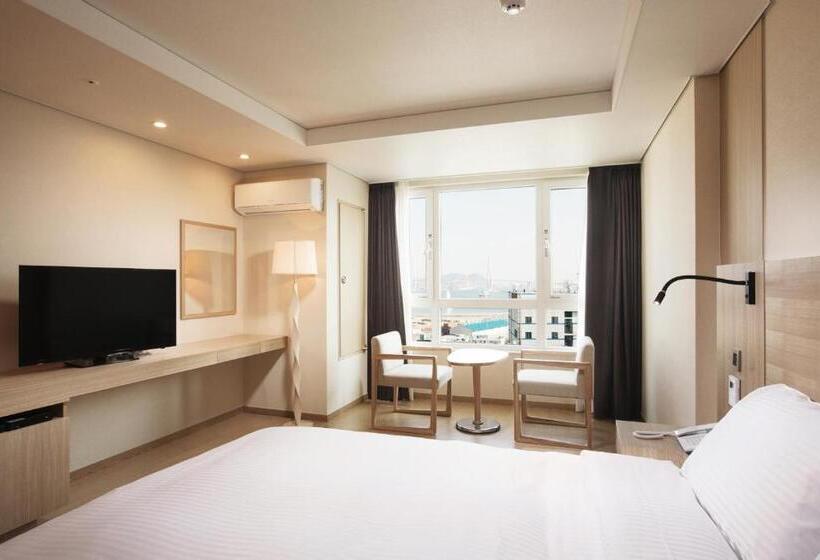 Номер Executive, Crown Harbor Hotel Busan