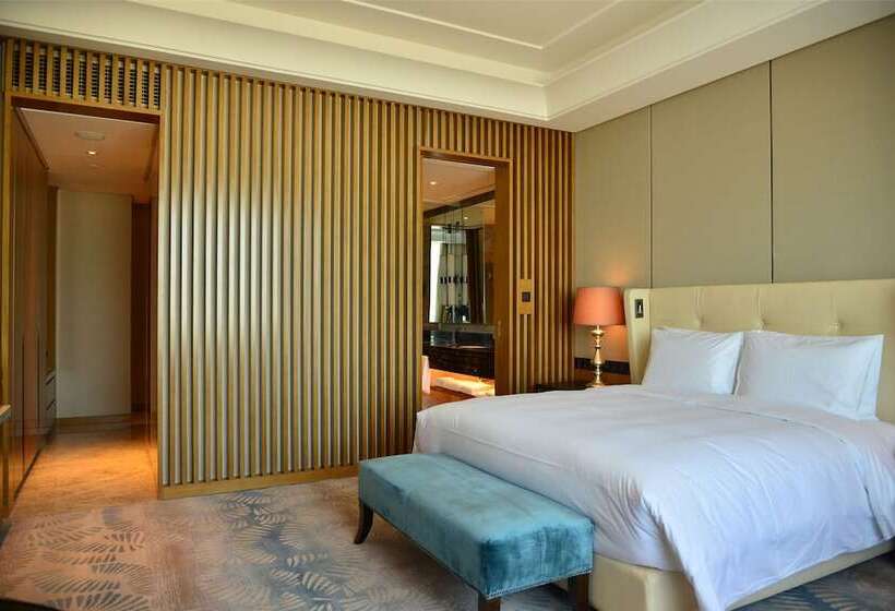 이그제큐티브 룸, Hilton Urumqi